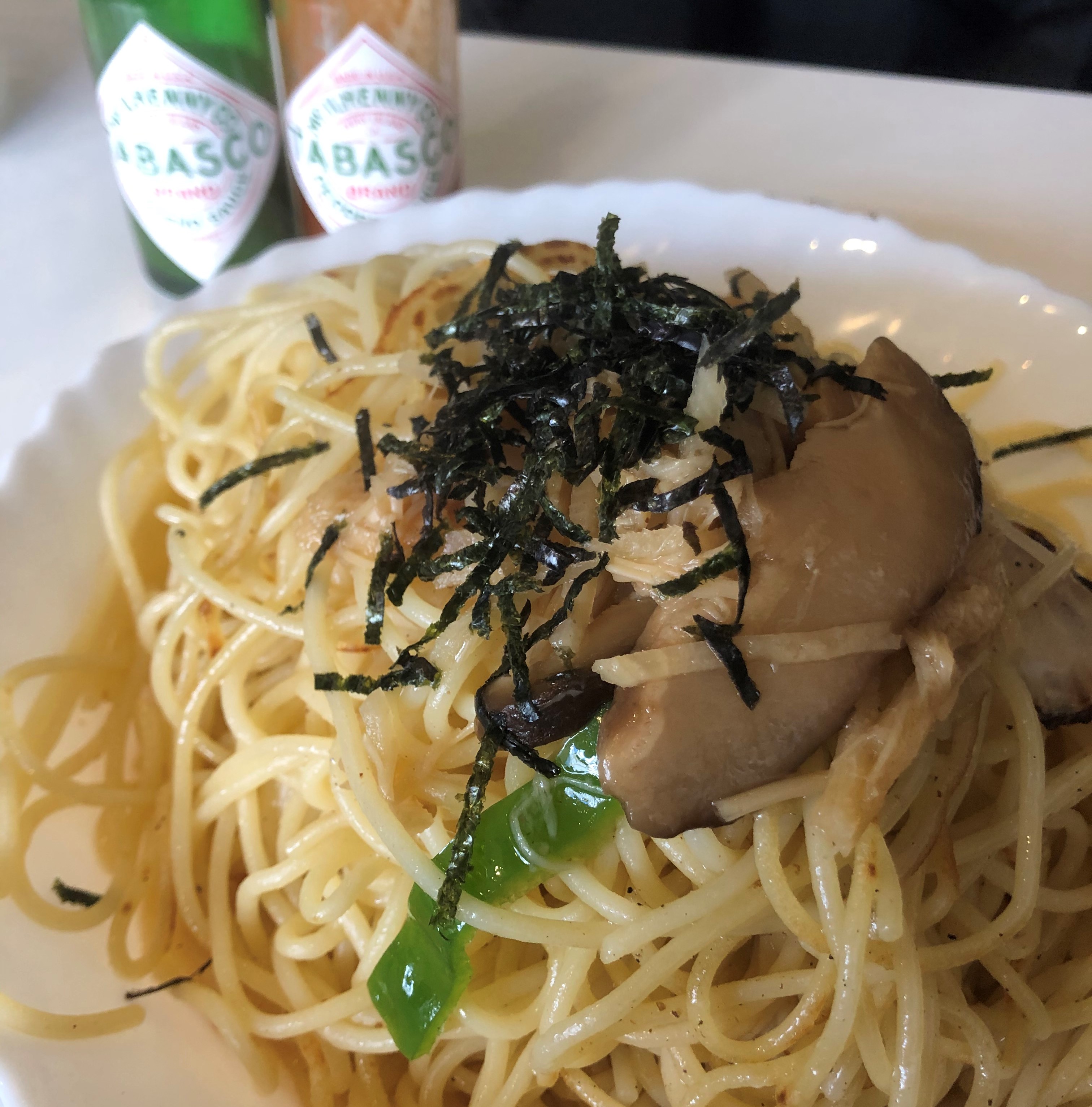 メガ盛りパスタ