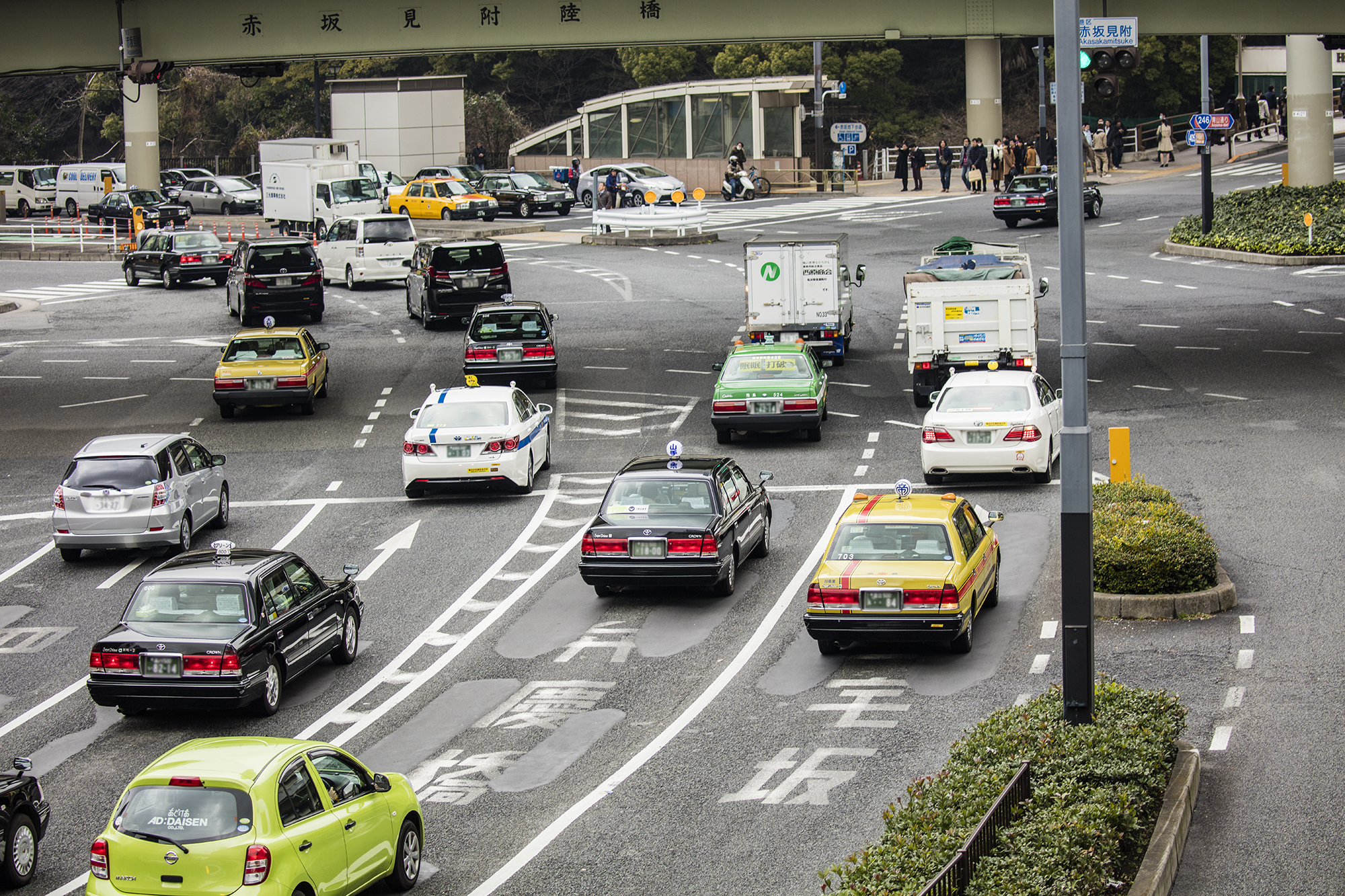 タクシー運転手として好条件の職場に転職したいなら