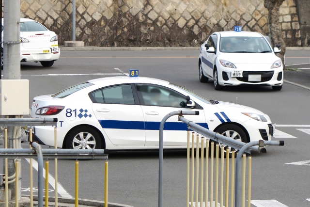 タクシー運転手って稼げるの？よくある退職理由は？