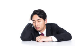 タクシー運転での要注意！居眠り運転のリスクに備えよう【注意事項や回避方法を詳しく説明】