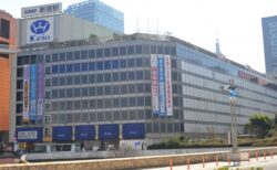 タクシー運転手は要注意！ 新宿駅西口に新たな歩行者空間が誕生で南北通り抜け不可に